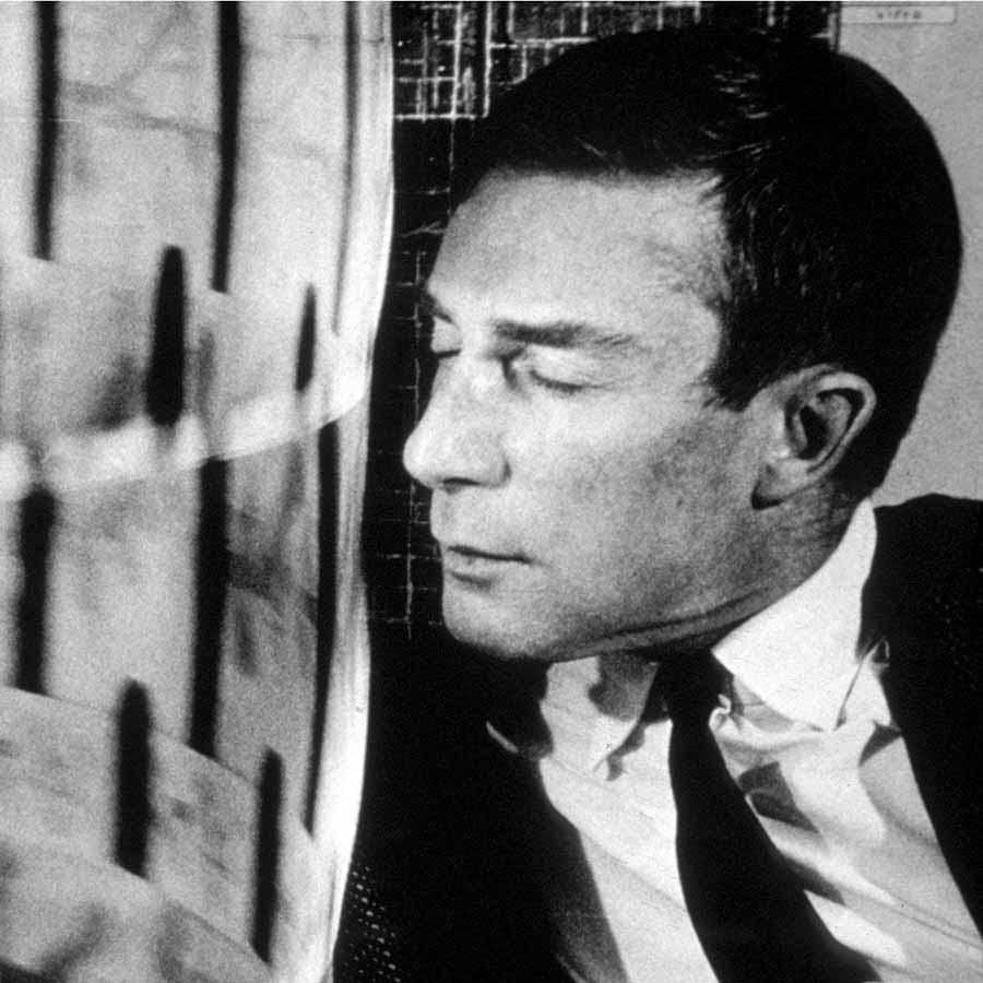 Brion Gysin in front of his installation Dreamachine.<br>Photo: © Harold Chapman, courtesy of TopFoto.