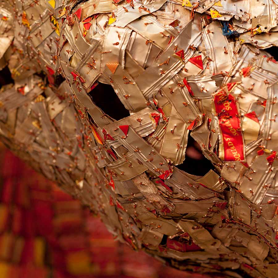 <strong>El Anatsui</strong>, <em>AG+BA</em>, 2014
Aluminium, copper wire and
nylon string, size variable.