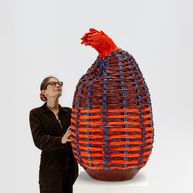 Xanthe Somers with Never an end to holding, 2026. Glazed stoneware, 110 x 60 x 60 cm.