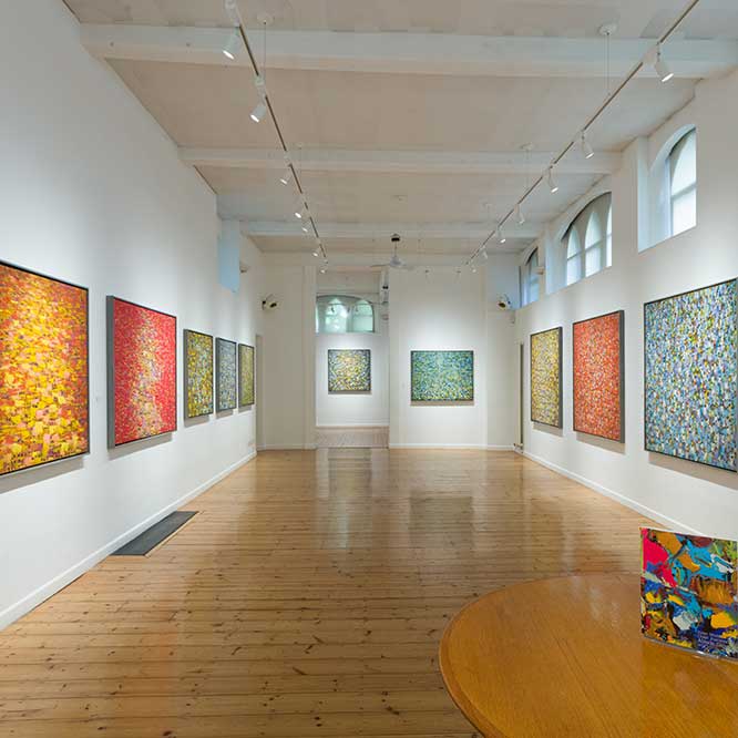 <strong>Installation View</strong>,







